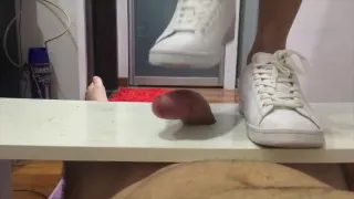 White sneakers shoejob