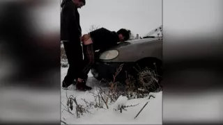 Former prisoner fucks gay Strawberry on the hood of a car