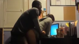 Fucked in Office - Gratis Anmelden auf www.Teensnow.eu