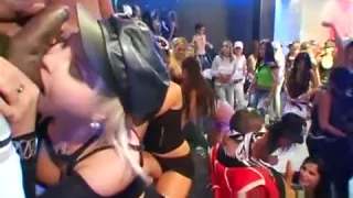 Barbara Summer Claudia Rossi and a group of their