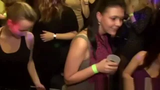 Amateur teens loosing it at party