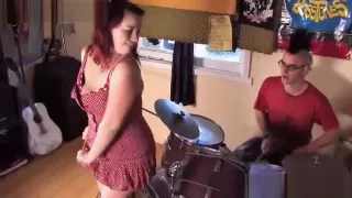 Sexy real aussie slut gets hot