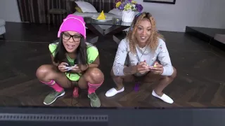 Dildo riding ebony teen sucks dick