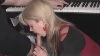 Cute french gf sucking cock on piano part4