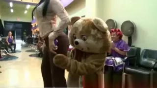 Cfnm stripper facials in hairsalon