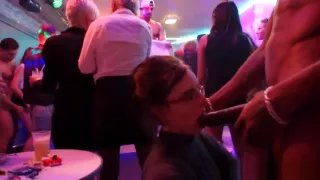 Slutty party amateurs cocksucking strippers