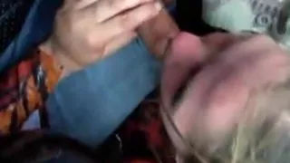 sex in public - open convertible and park - nice cumshot