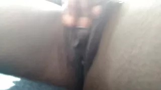 Ebony gets her pussy wett