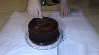 Lelu Love-Lick Messy Chocolate Cake Off My Feet JOE