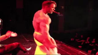 Amateursex, Tanzen, Strippen