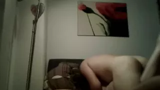 großen Arsch auf meinem Koch hüpfen und es tut weh, weil ihre Muschi so klein ist