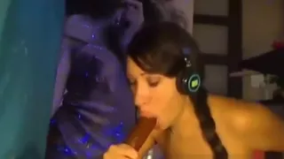 Babe gets creampied by dildo