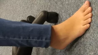 Candid stinky soft feet on work plus candid soles on bus