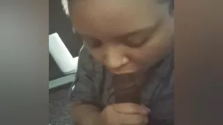 Lightskin Tinder BBW Giving Amazing Sloppy Toppy to BBC (BJ)