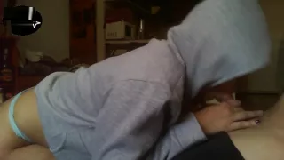 Follando a mi joven hermanastra con un gran culo de 18