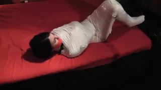 White Mummy Struggle