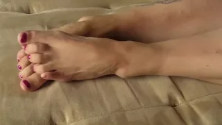 DJ's High Arches and Soles Cummed!