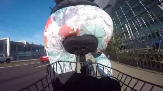 Straße Stadt öffentliches Radfahren Blase Hintern Yogahose