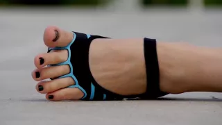 Feet 041 - Accentuating Her Long Toes