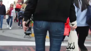 BootyCruise: Chinese-American Blue Jeans Teen Perve Job