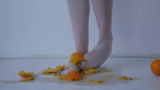 Crush Fruit in Nylonfeet