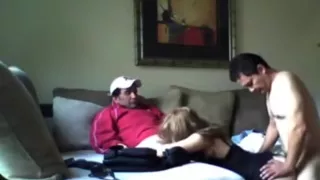 Two Mexican Weys destroy prostitute gringa