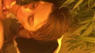 Deep throat facial in the garden of eden