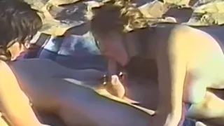 Bulky hottie toyed before banging with skinny guy outdoors