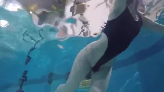 JP hairy teen looks so young, underwater