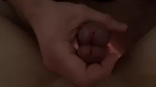 Junger Twink und verheirateter Mann haben zum ersten Mal Spaß