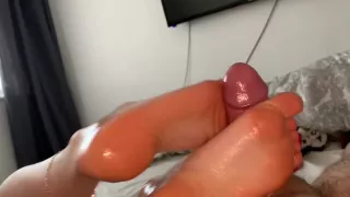 Silky rose magic soles, cumshot