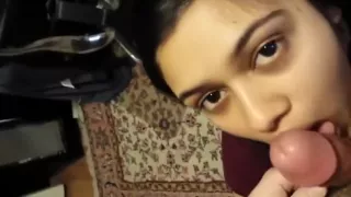 India Desi College Girlfriend give first time blowjob and cum in mouth