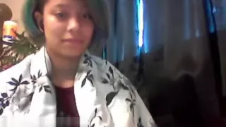 Light skinned teen plays with boobs on Omegle