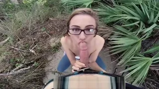 Did he jizzed on her glasses?