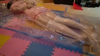 Kigurumi Bondage and Breathe Control