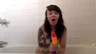 feliciafisher young felicia ridessucks big dildo