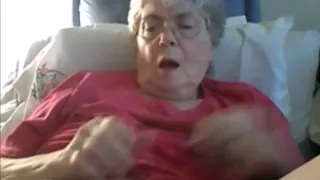 Granny masturbating. Amateur