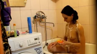 сестра в ванной 1