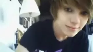 Hot emo webcam cutie shows tits and fingers her twat