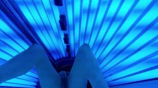 Hot wife masturbates in public tanning bed