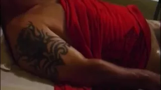 Echte asiatische Masage Sperma über ihrem Gesicht