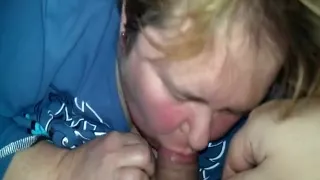 Mature fat woman knows how to make a prick stiff
