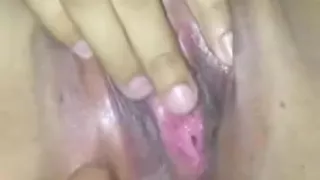My wife fingered herself until her pussy was throbbing