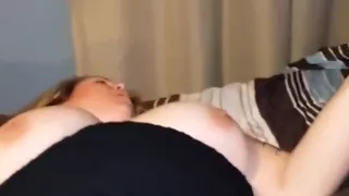 I fingered my fat girlfriend's pussy until the orgasm