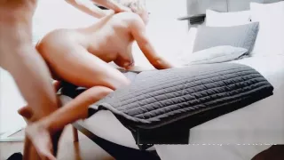 regarde papa, je sodomise ta femme. bonne salope ma belle-mère