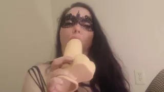 Lonely housewife fucks herself with big fat dildo and shows gape