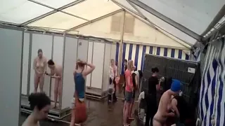 Amateursex, Gruppensex, Dusche, Spionieren