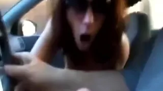 Real lovers fucking in a car, parked by the woods