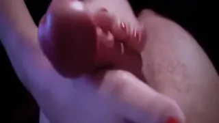 No one uses feet like her