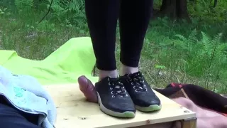 dirty sneakers hard cock crush